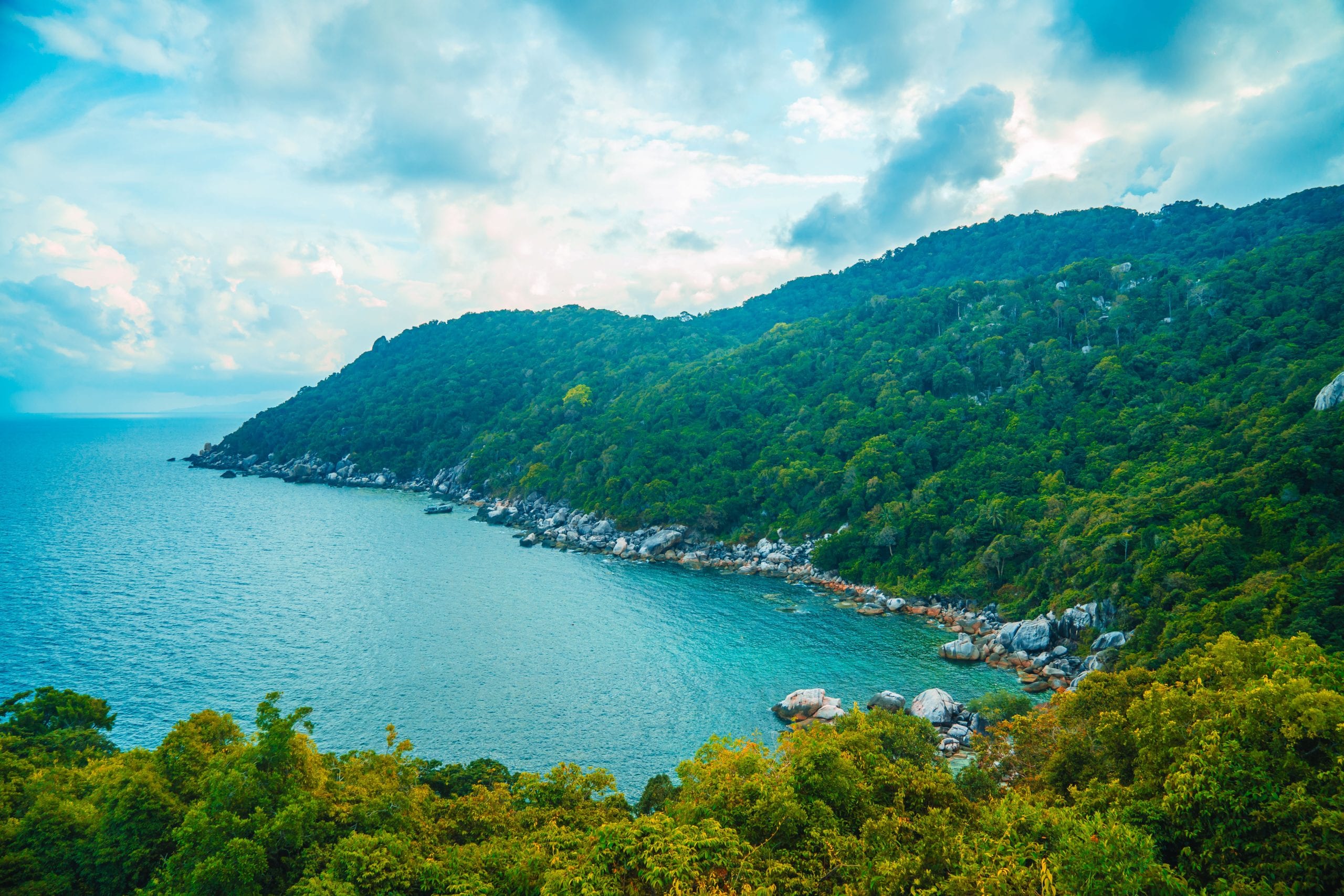 The trail out to one of Koh Tao's headland viewpoints